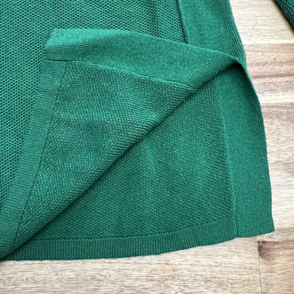 J. Jill Slit Side Waffle Knit Long Sleeve Lightweight Sweater Hunter Green Sz Sm - Picture 4 of 11